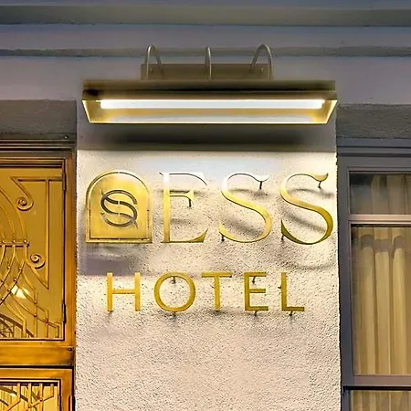 Ess Hotel