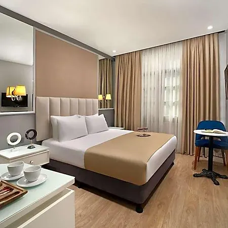 Ess Hotell